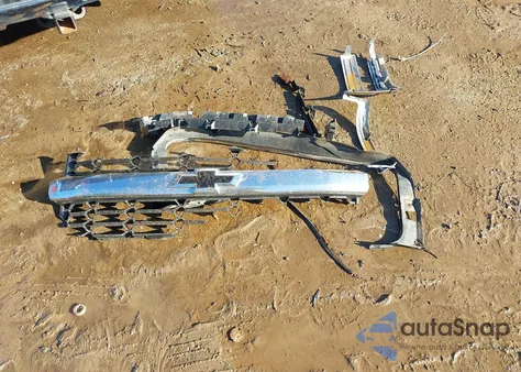 2018 Chevrolet Silverado 1500 1Lt z USA, uszkodzony, nr VIN 3GCUKREC3JG386820